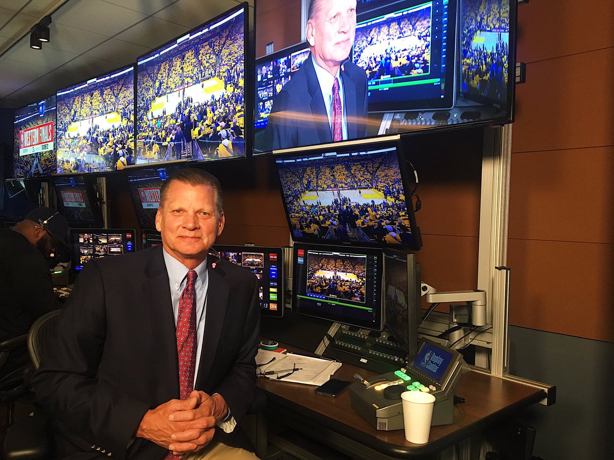 Steve Javie Leans on Referee Experience to Provide Insight for ESPN