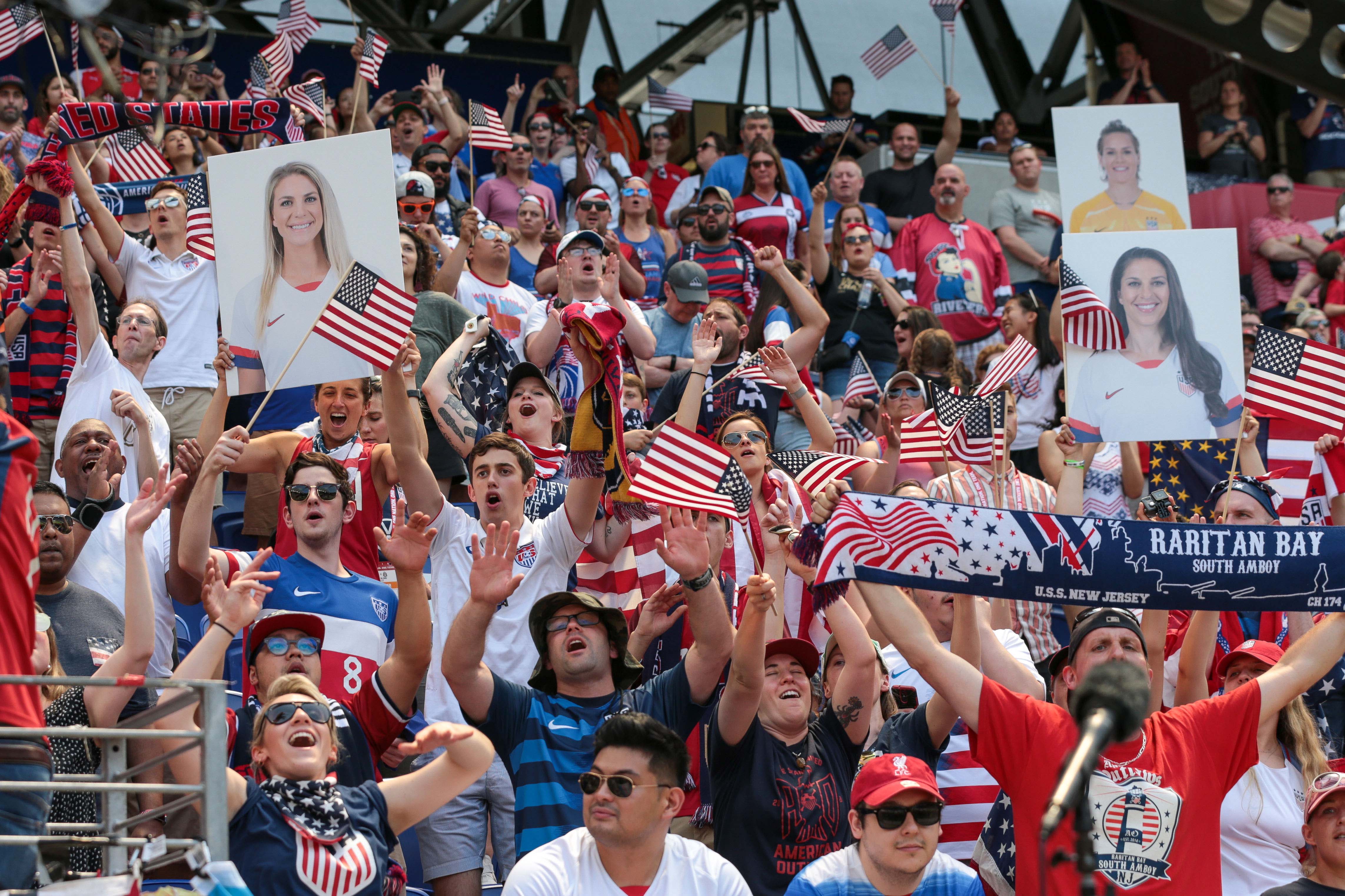 Wasted Youth x Budweiser SOCCER GAME 黒 Wasted Youth x Budweiser コラボレーションコレクション発売の