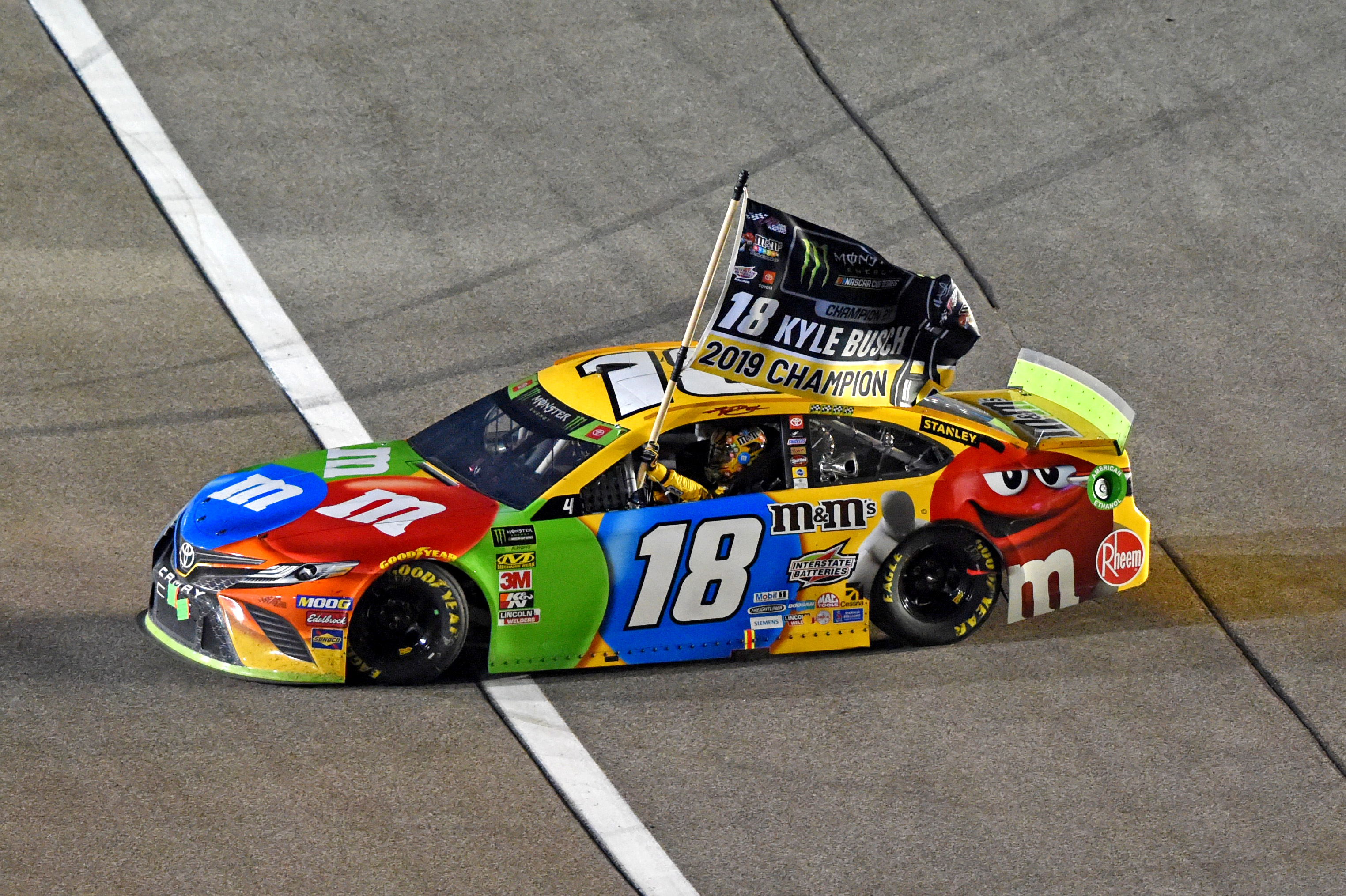 nascar kyle busch