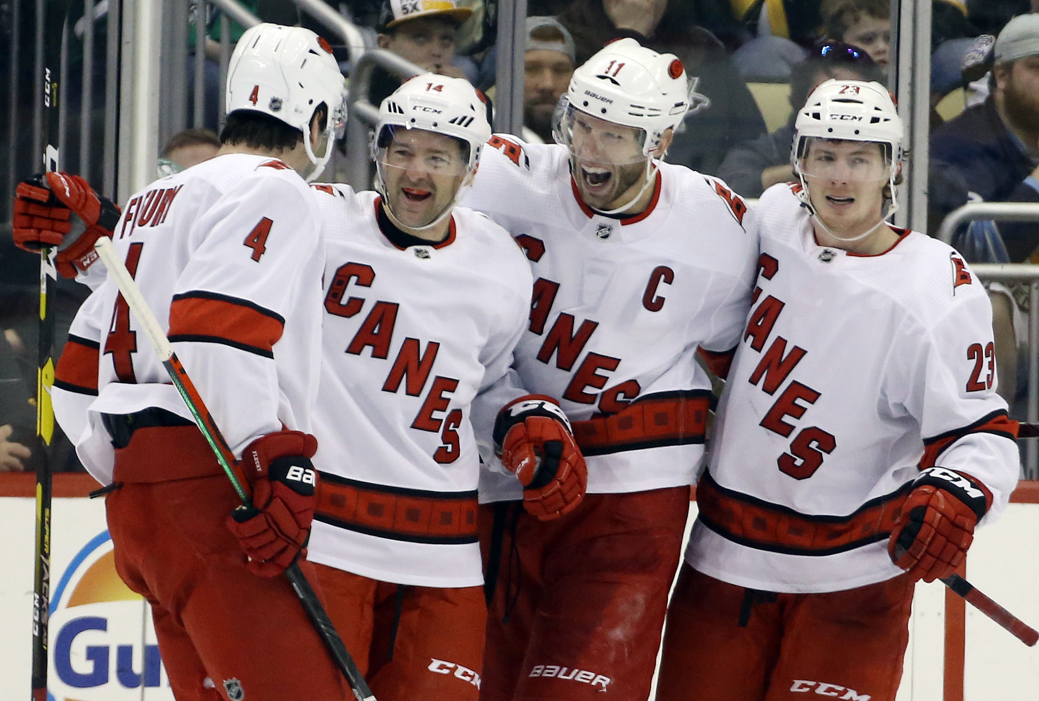 hurricanes-social-media