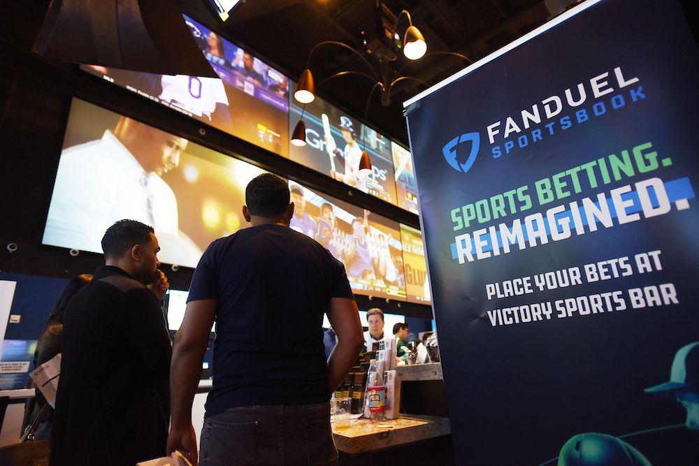 diff between fanduel and fanduel sportsbook