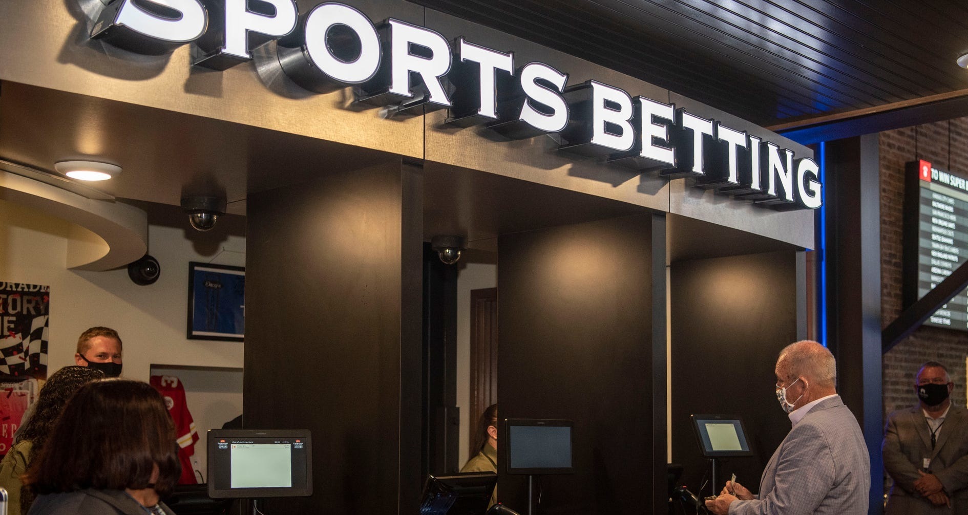 American Sportsbooks See 46.3% Q2 Revenue Decrease Amid COVID-19 Pandemic