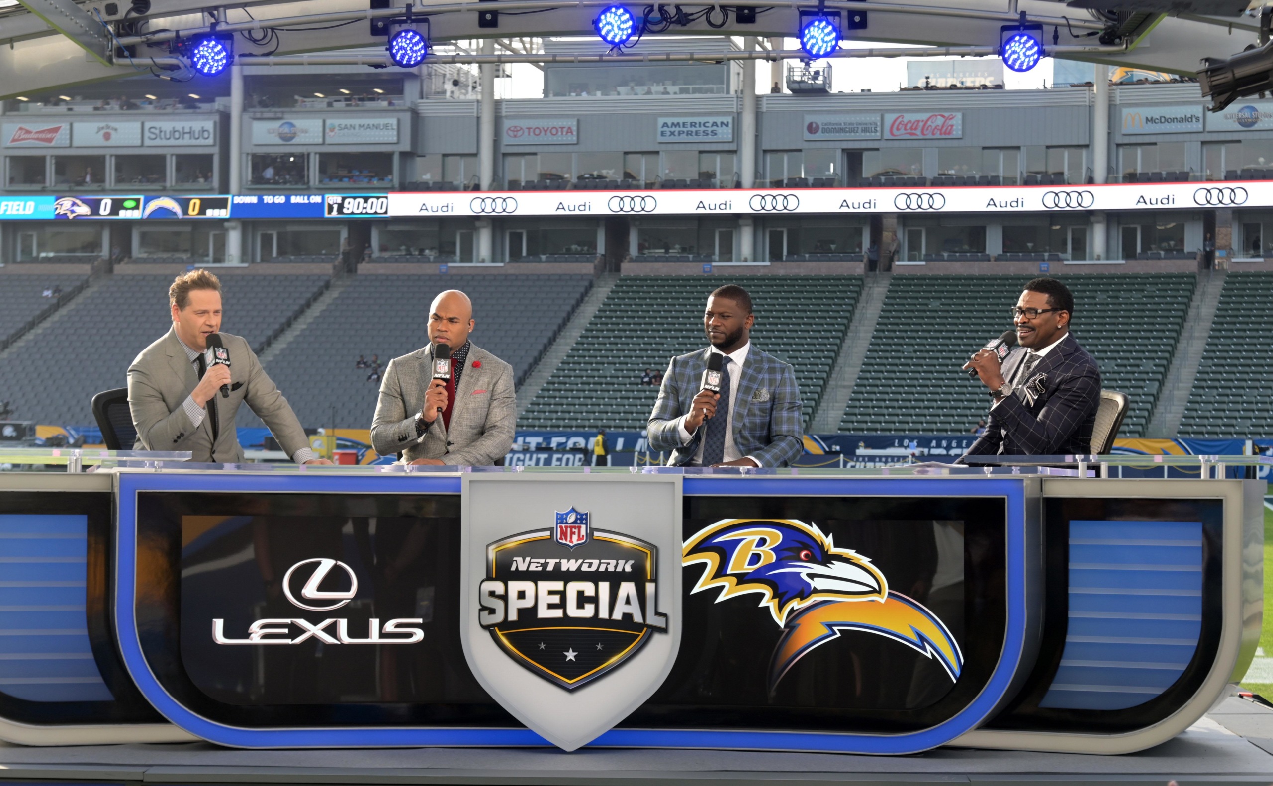 Dish, Sling TV Add NFL Network & RedZone in Last-Minute Deal