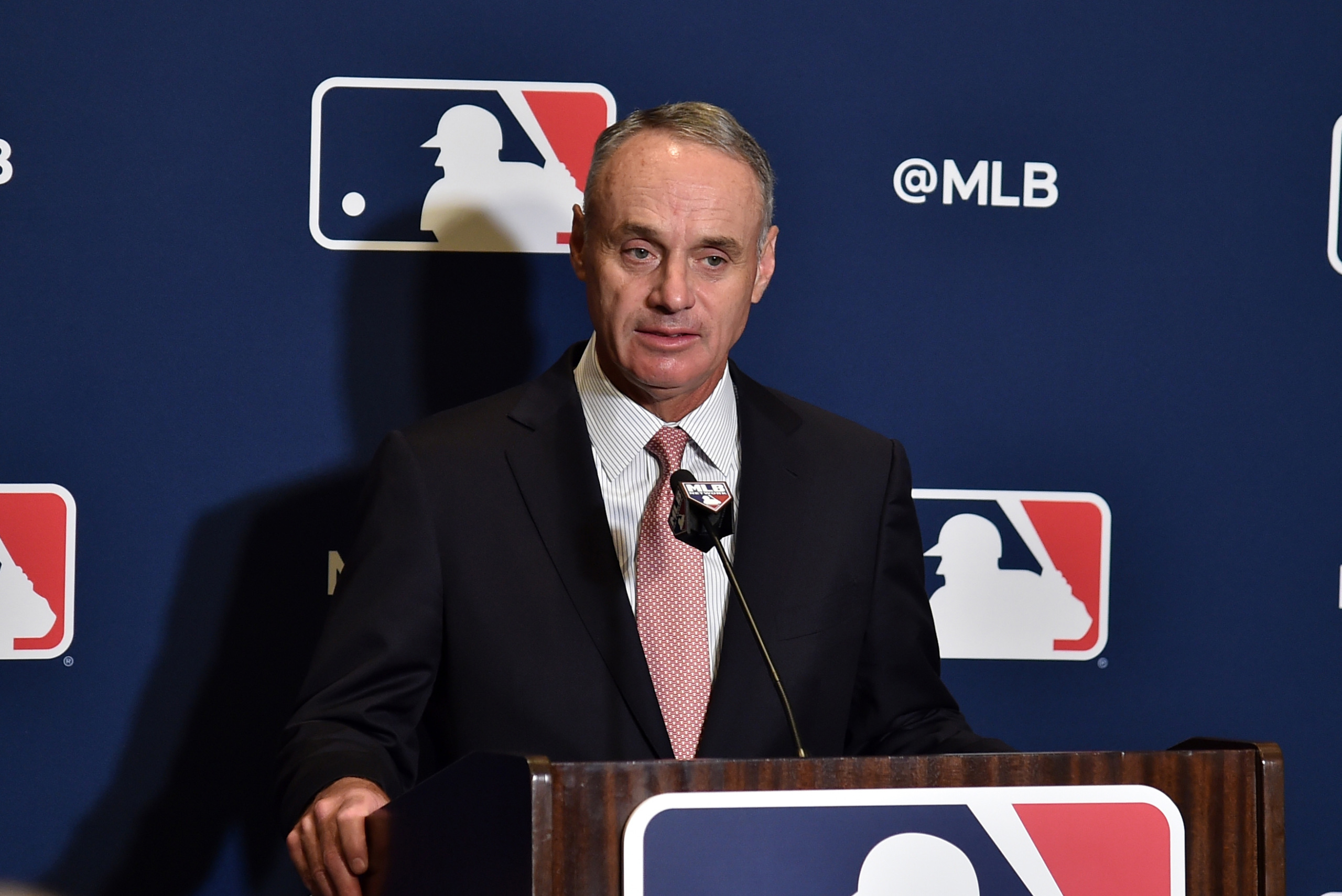 Rob Manfred: A Fanless 2021 MLB Season Would be ‘Economically Devastating’