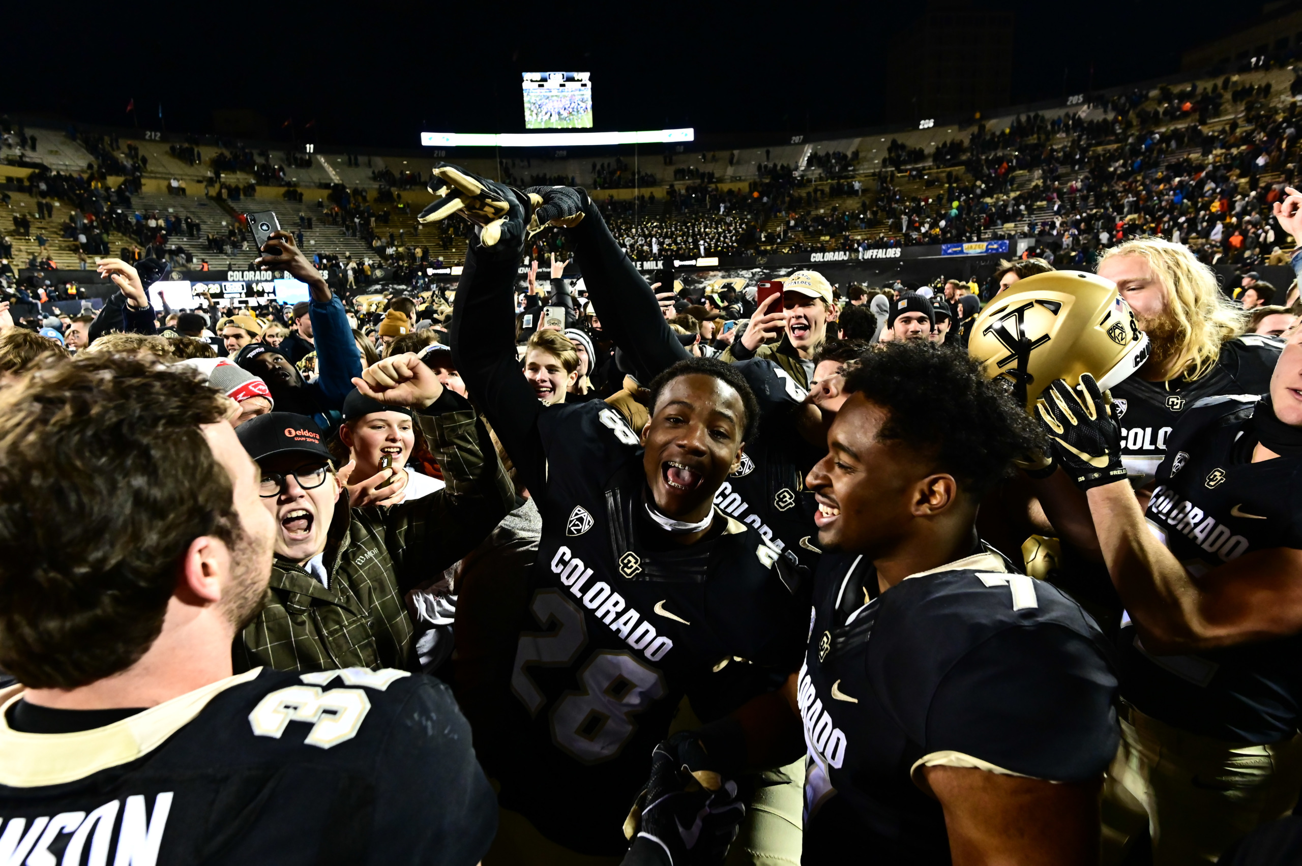 college-sports-betting-partnerships-grow