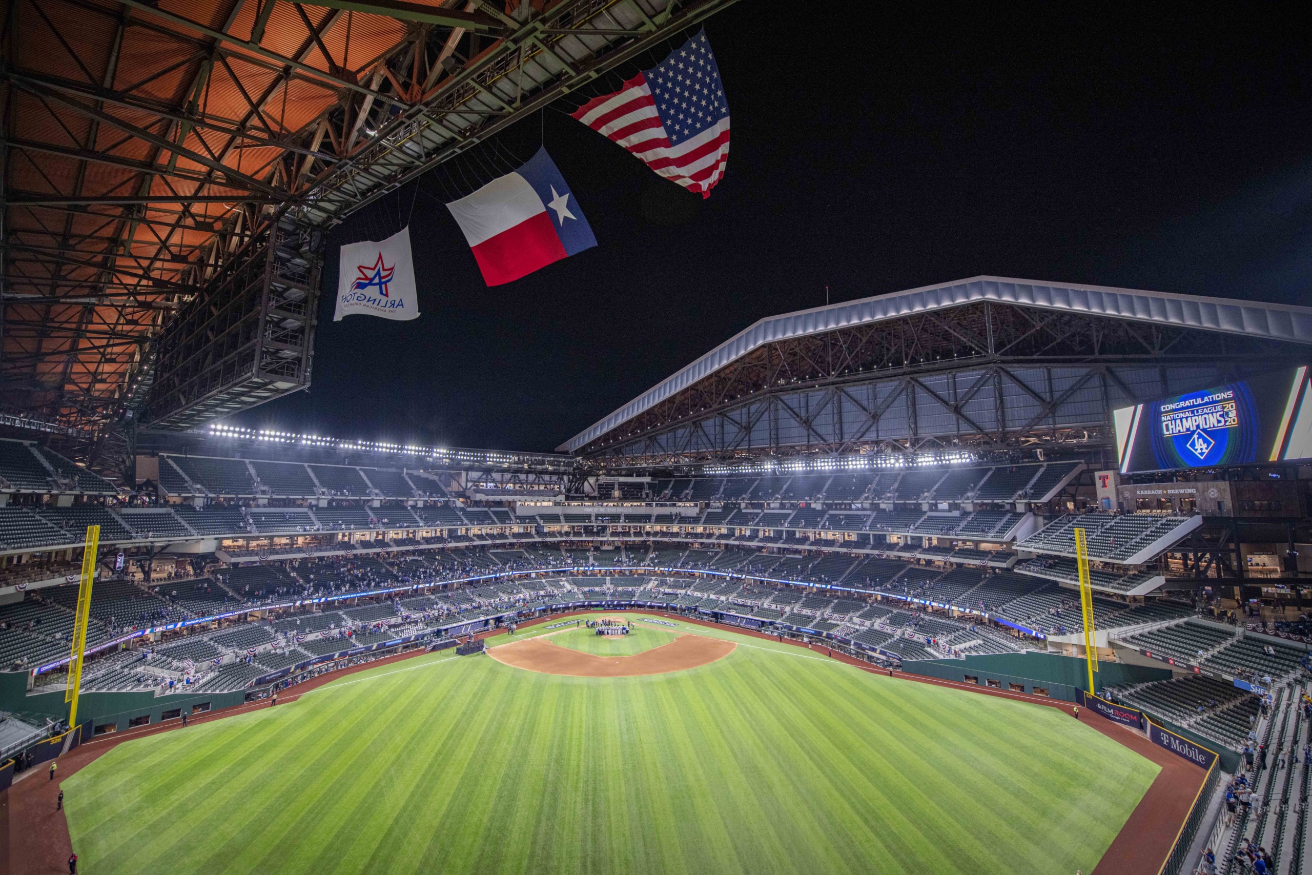 GlobeLife Field