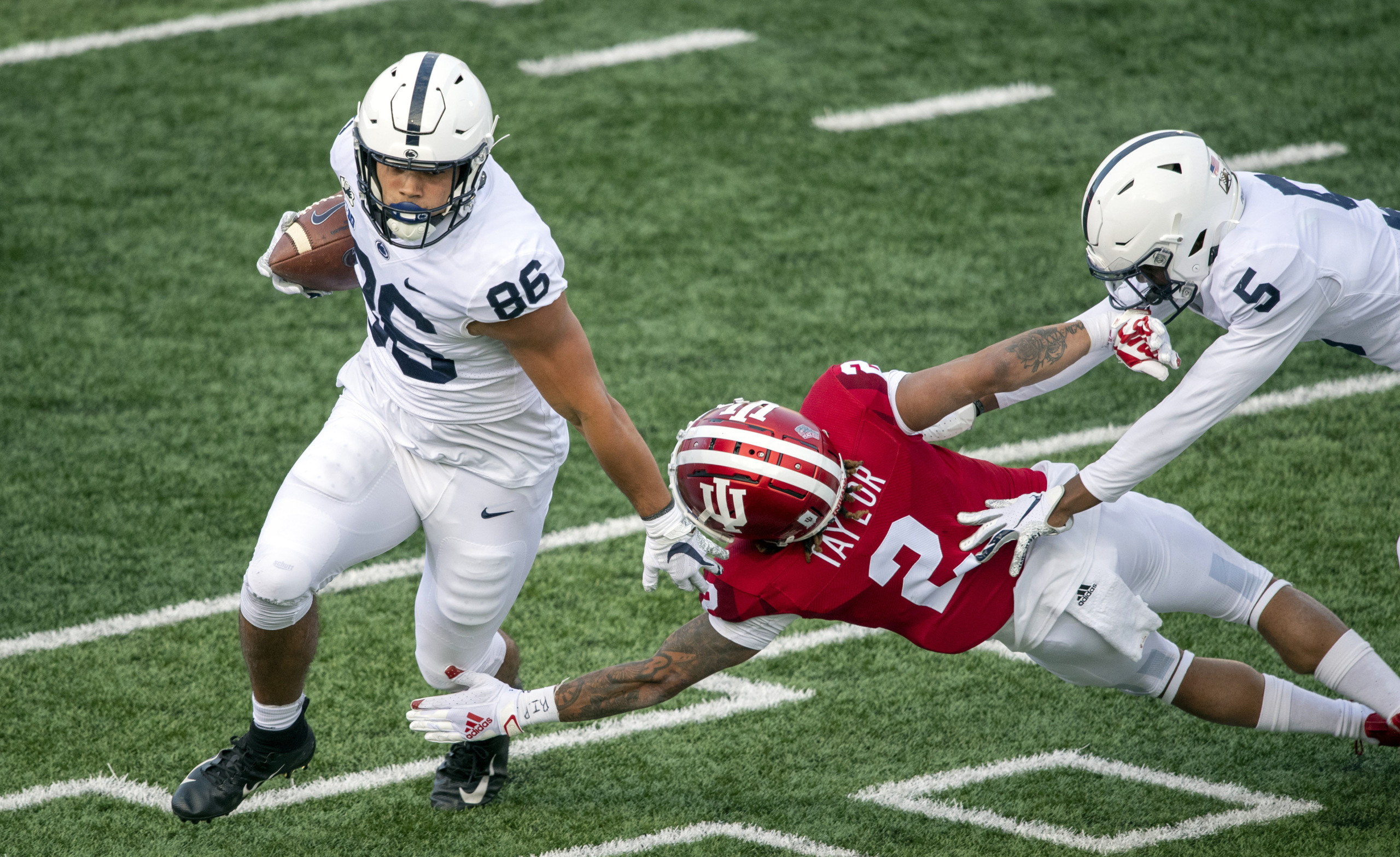 biden-trump-college-football-ads