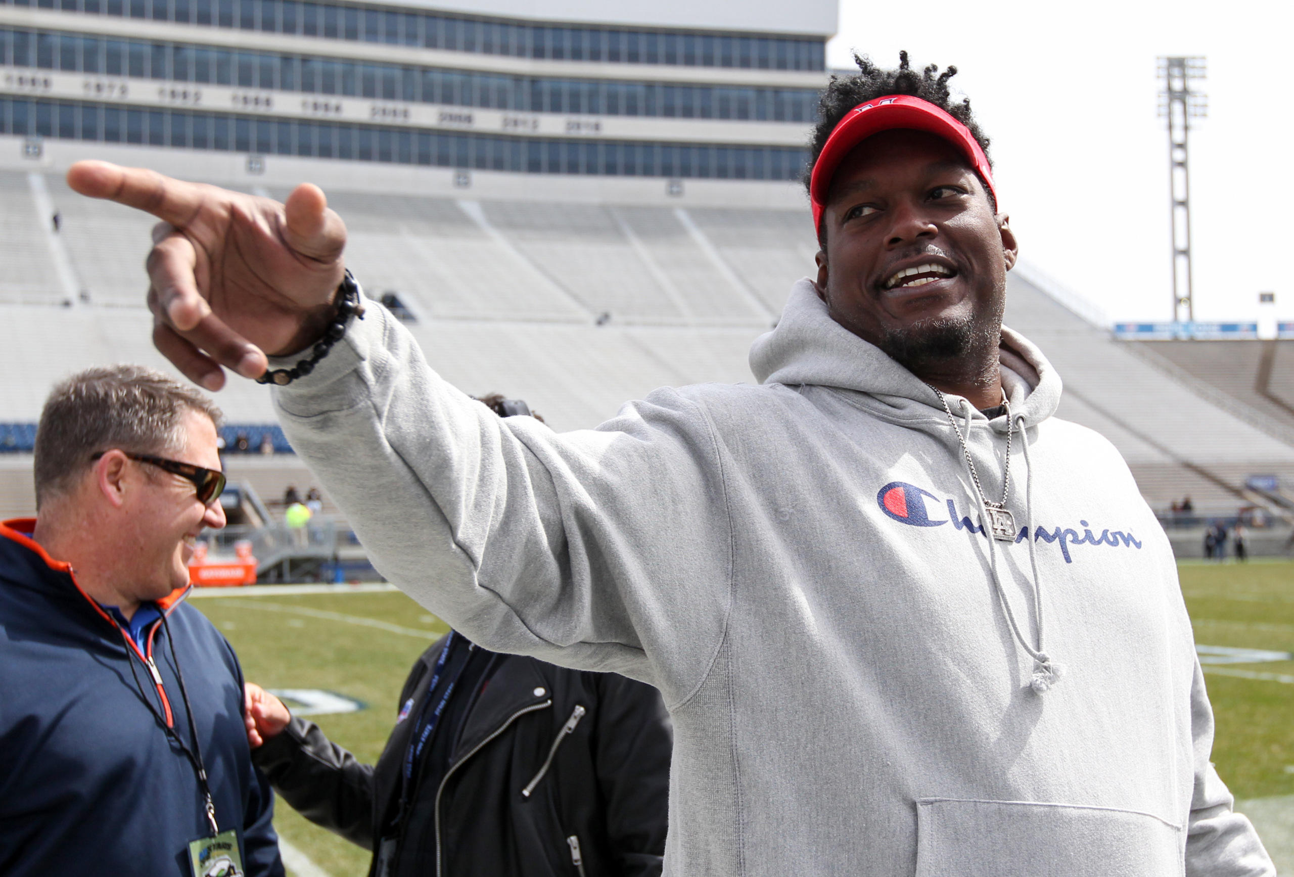 LaVar Arrington, Other Ex-NFL Stars To Host New Fox Sports