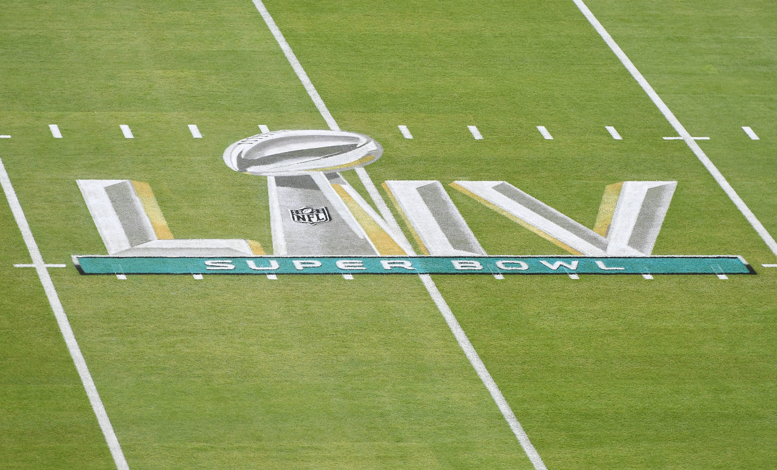 Ad Buyers Wary of Super Bowl, Game Still Likely to Be Big for CBS