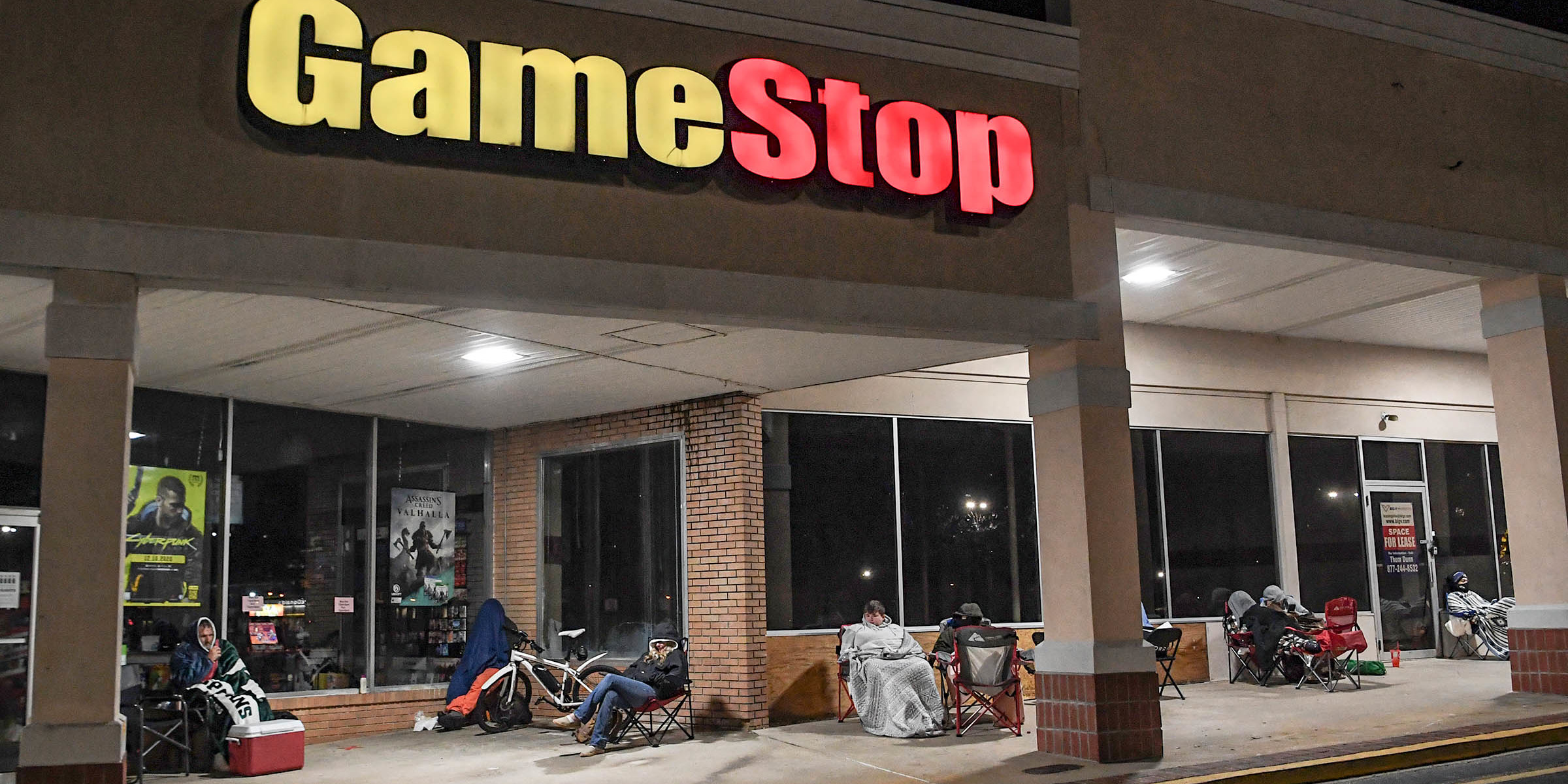 Gamestop Line