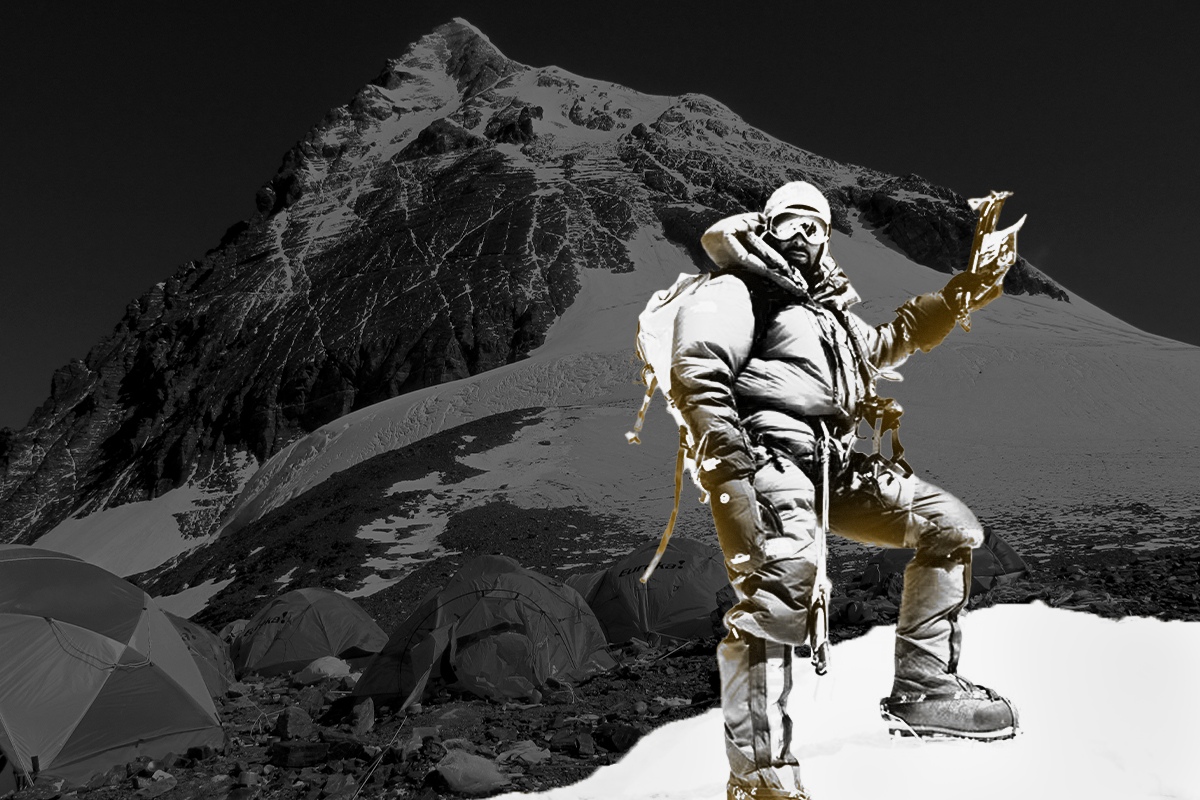 With Everest Open, Tourism Climbs Back