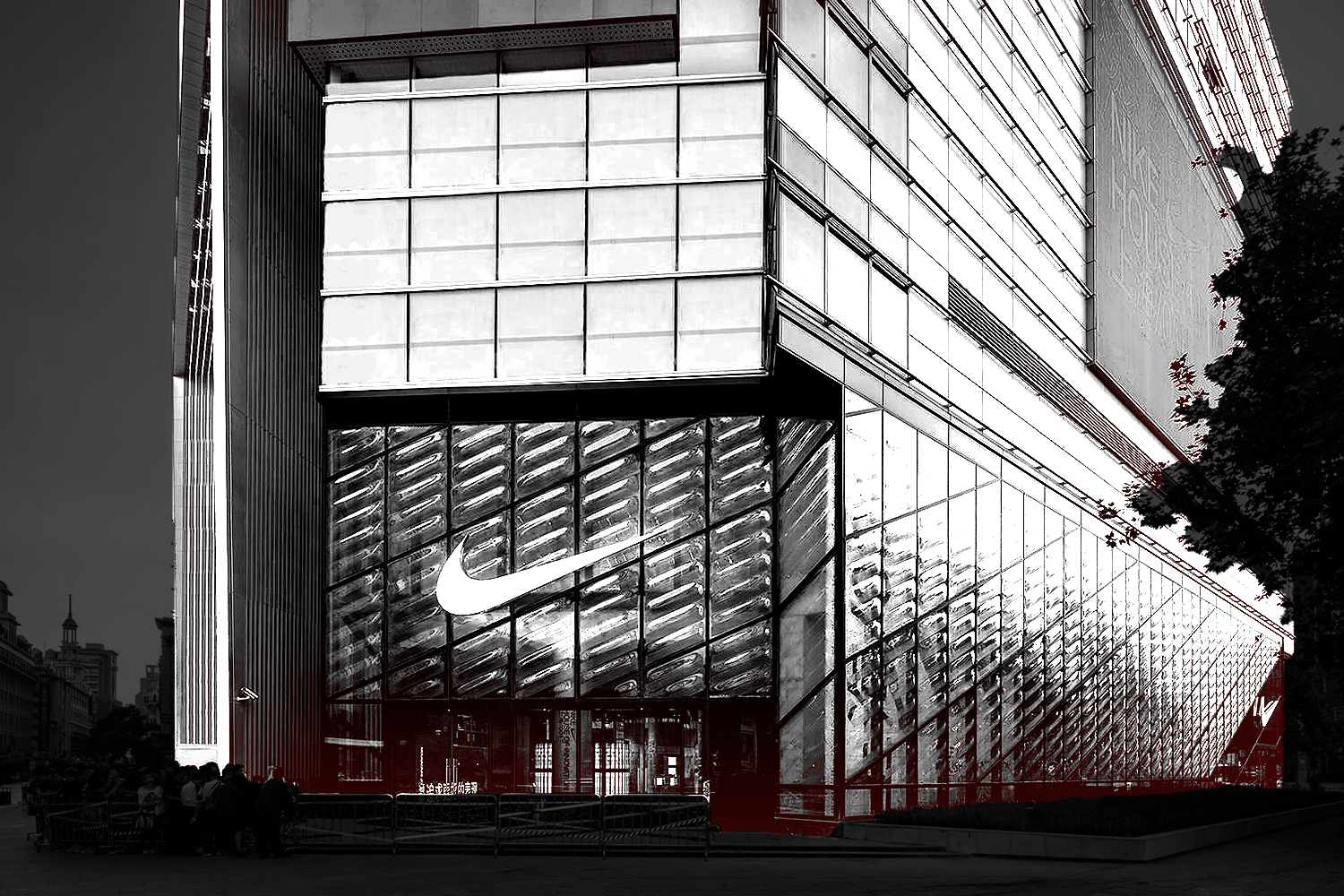 As Nike Sales Fall in Competitors Cash In