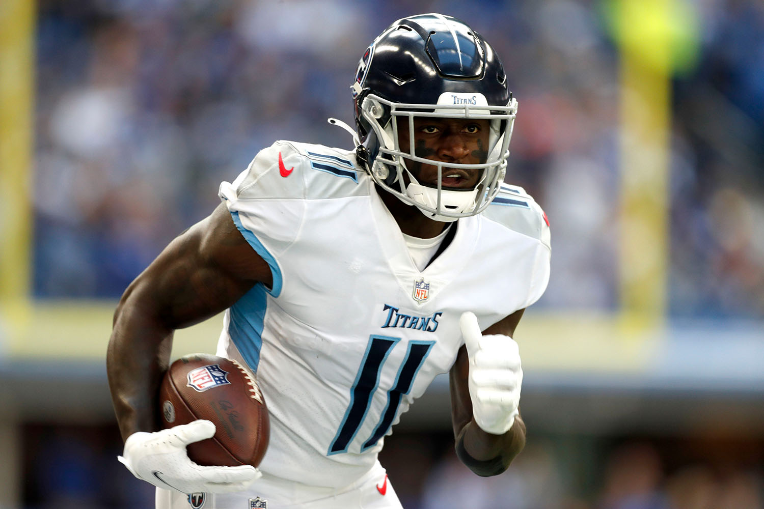 AJ Brown Traded to Eagles. Titans Draft Treylon Burks of Arkansas. - The  New York Times