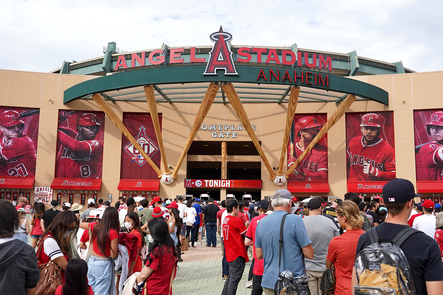 Canceled Sale of Angel Stadium Near LA Amid Corruption Probe May Delay  Development