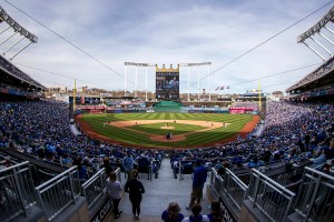 Chiefs' Arrowhead Decision Will Depend on Royals' Next Move
