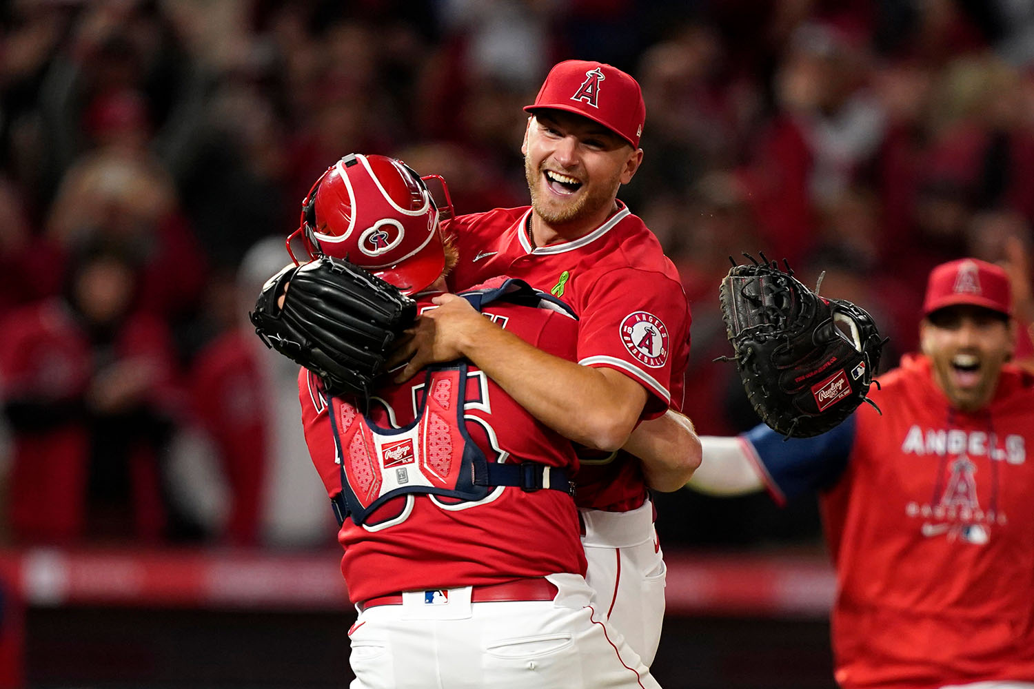 Reid Detmers is the youngest player in @angels history to throw a no-hitter  🚨 (via @mlb)