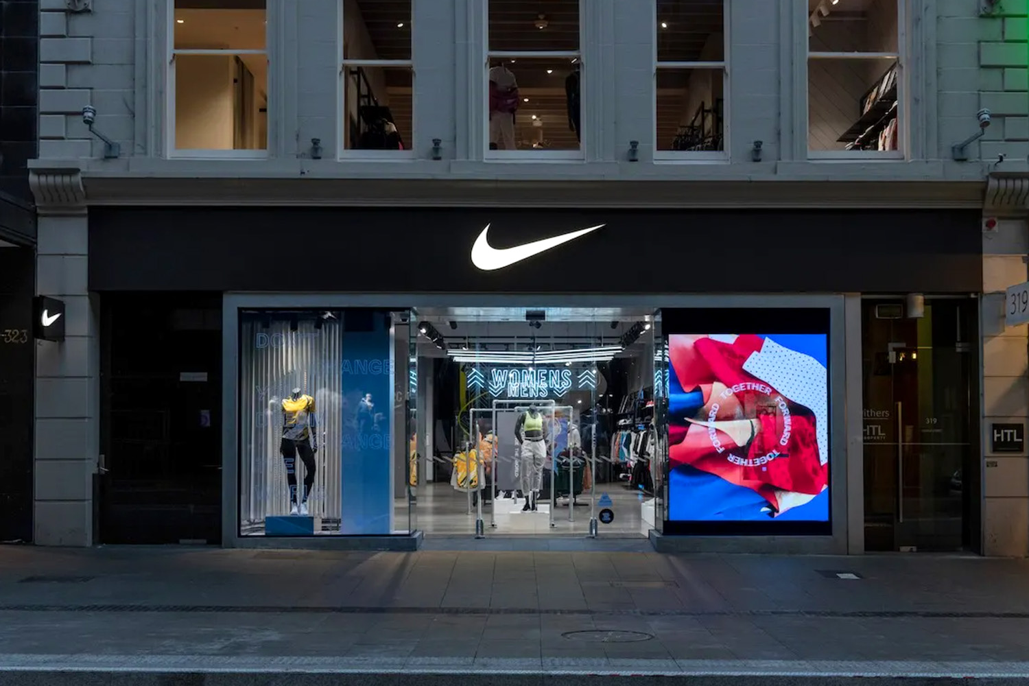 Nike Checks Out of Russian Ukraine