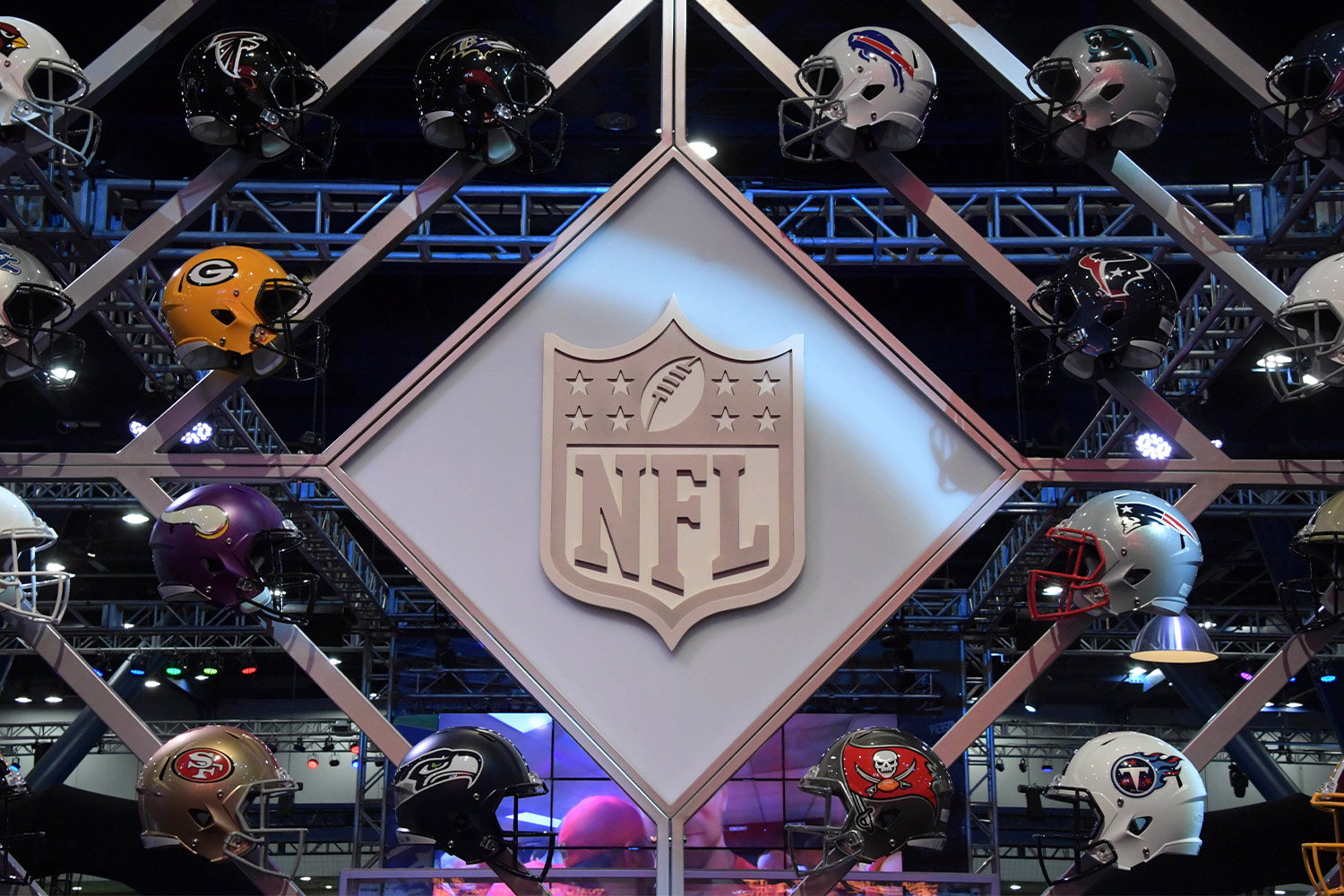 Tech's Pursuit of NFL Sunday Ticket Involves Abstract Amounts of Money –