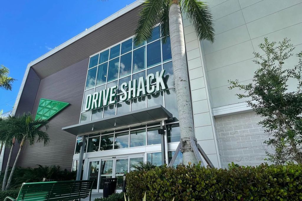 Entrance to Drive Schack facility