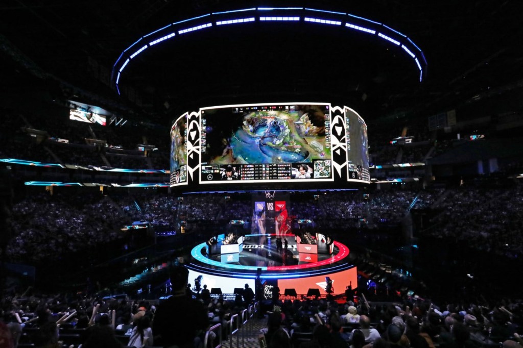 LoL: Riot Games And Cisco Announce Influential New Partnership