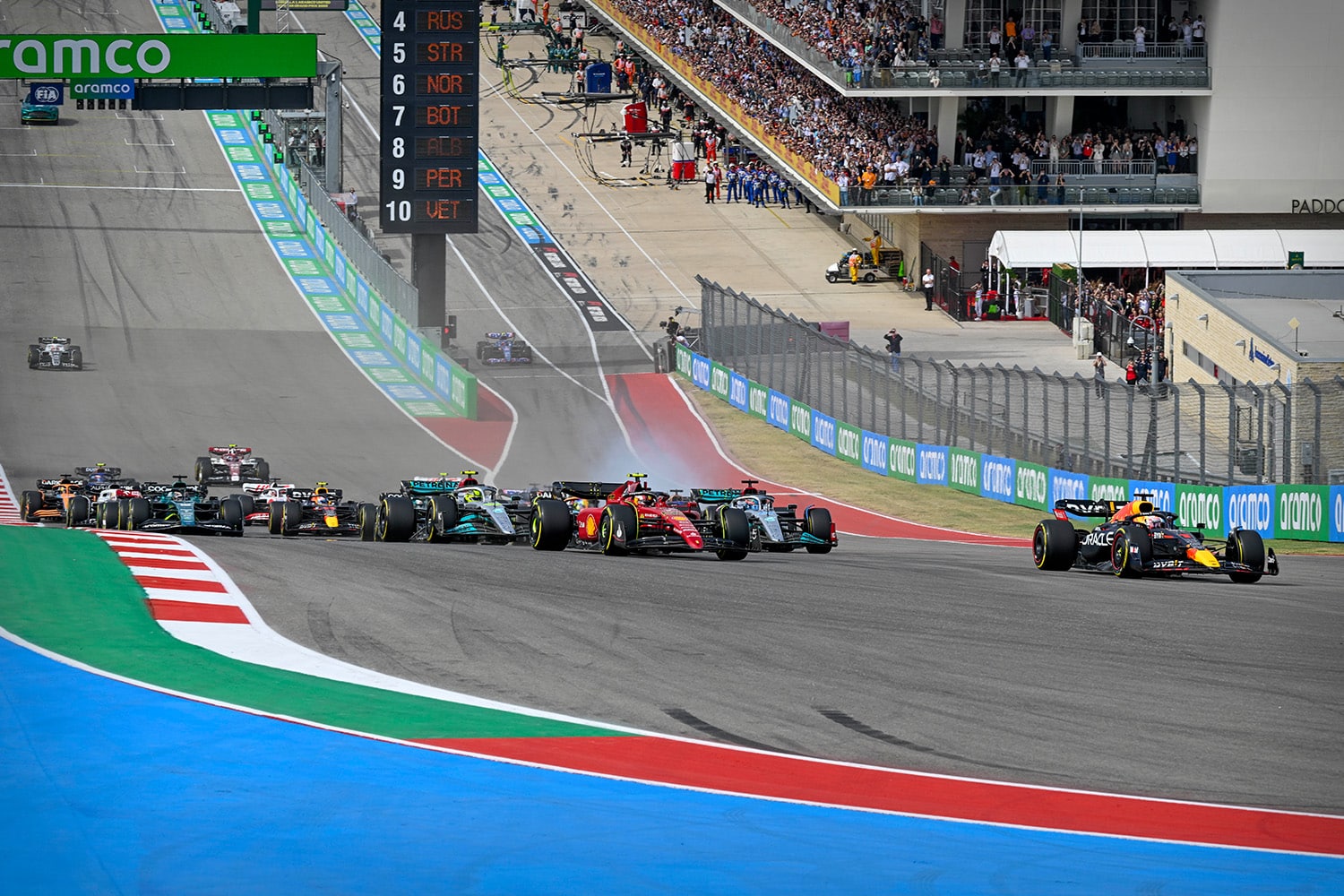 Red Bull F1 car pulls away from opponents on track