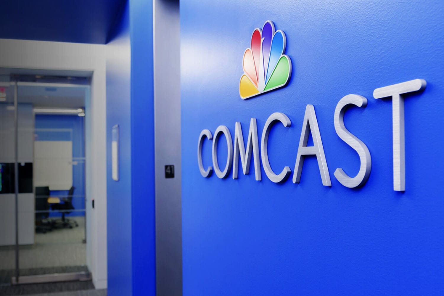 Super Bowl and World Cup Give Comcast Boost in $30.5B Quarter