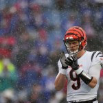 Bengals' Joe Burrow agrees to record $275M extension, sources say - ESPN