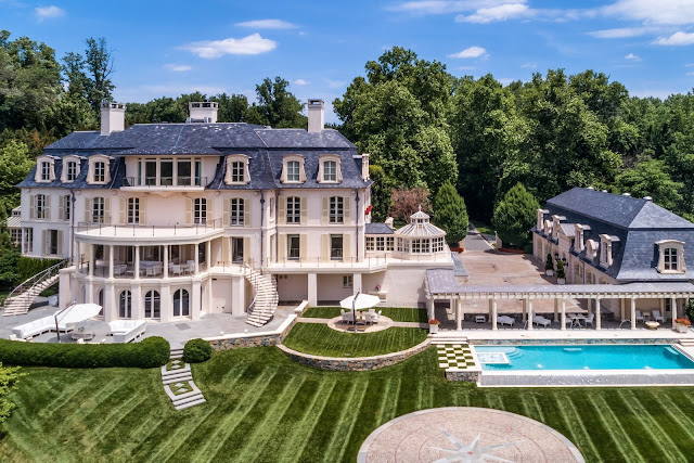 Dan Snyder has his Maryland home up for sale.