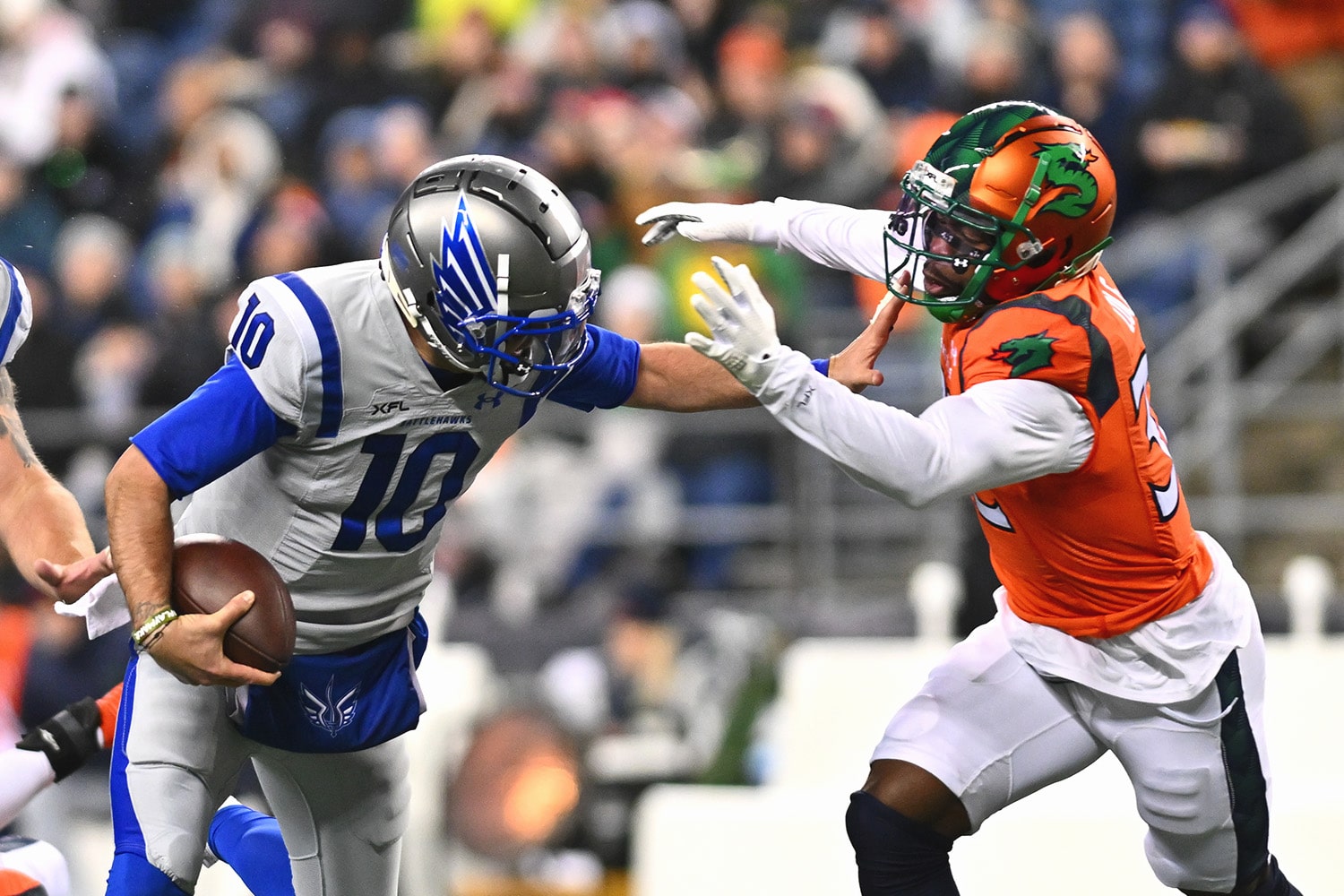 St. Louis Battlehawks versus the Seattle Sea Dragons in XFL action.