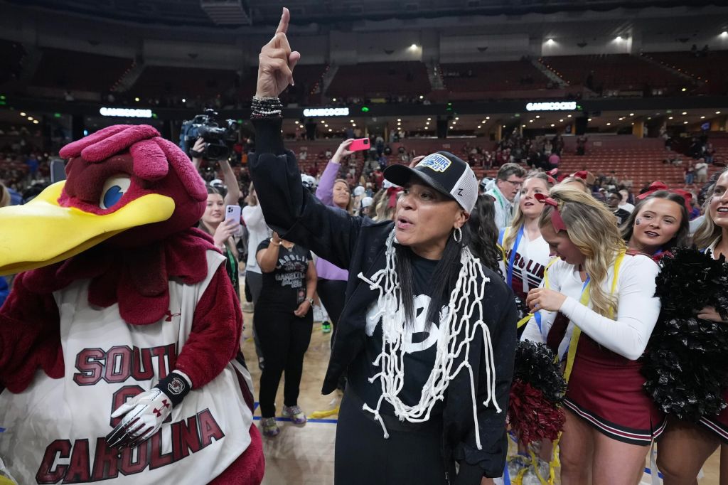 South Carolina head coach Dawn Staley.