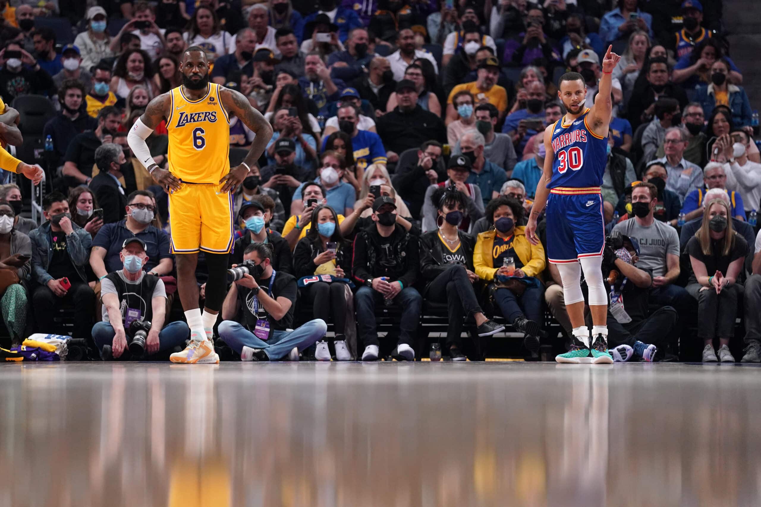 Lakers Warriors semifinals.