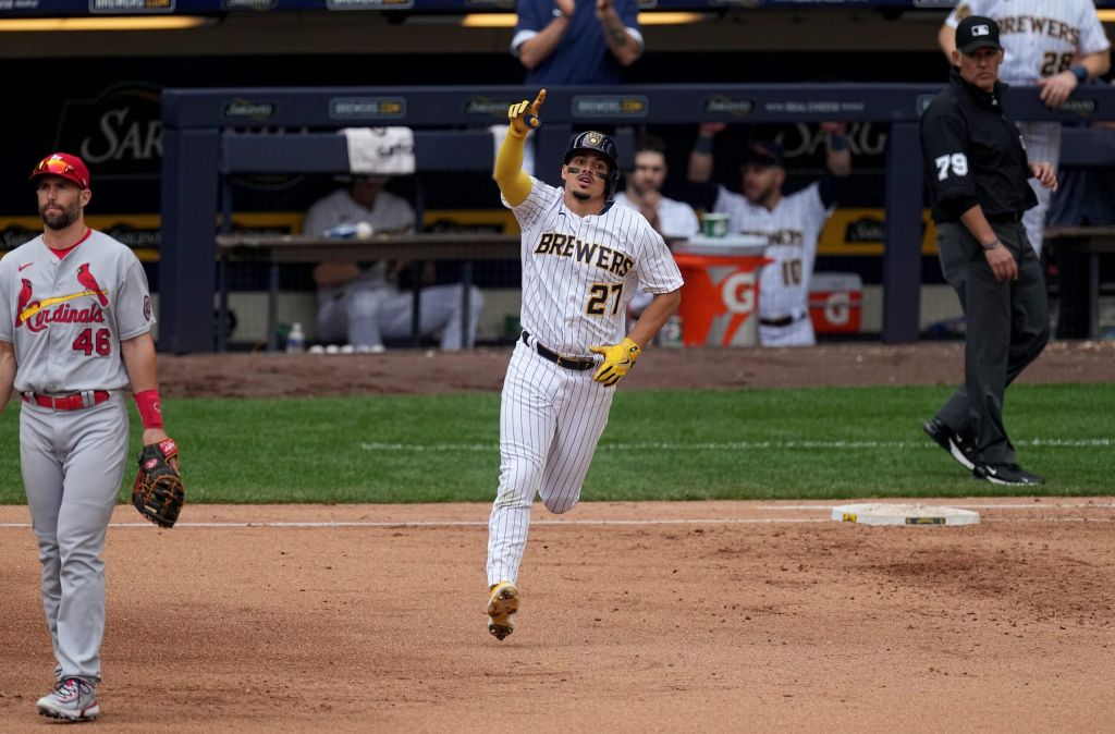 Milwaukee Brewers shortstop Willy Adames (27) rounds first after hitting a solo home run.