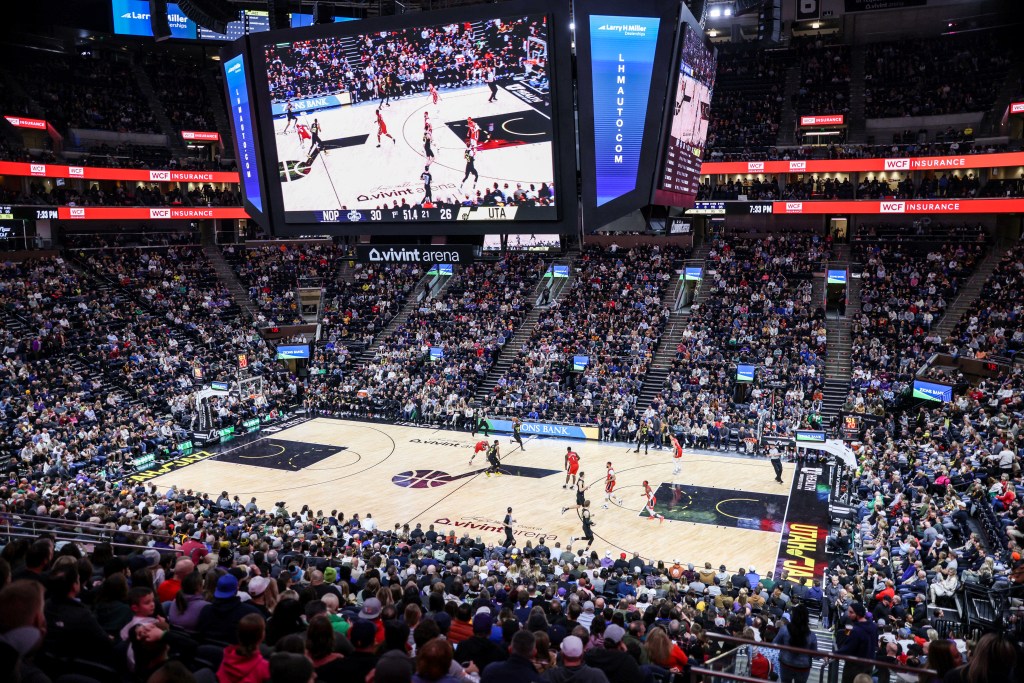 Utah Jazz announce plans to allow fans back to Vivint Arena