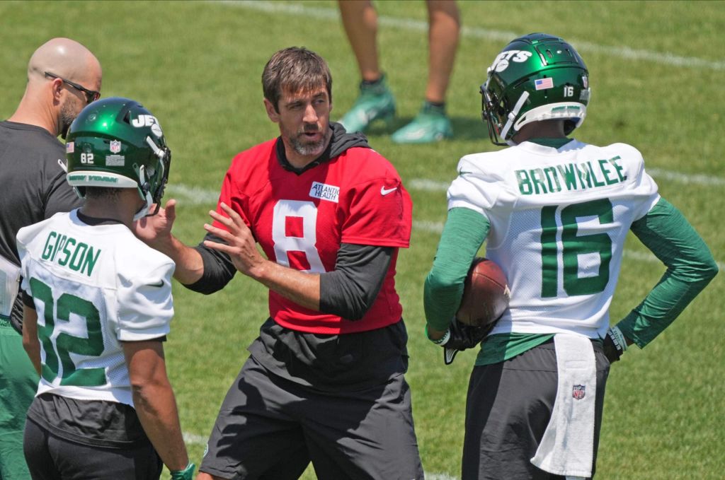 Rodgers co-founded Online Sports Database with actor Ryan Rottham,