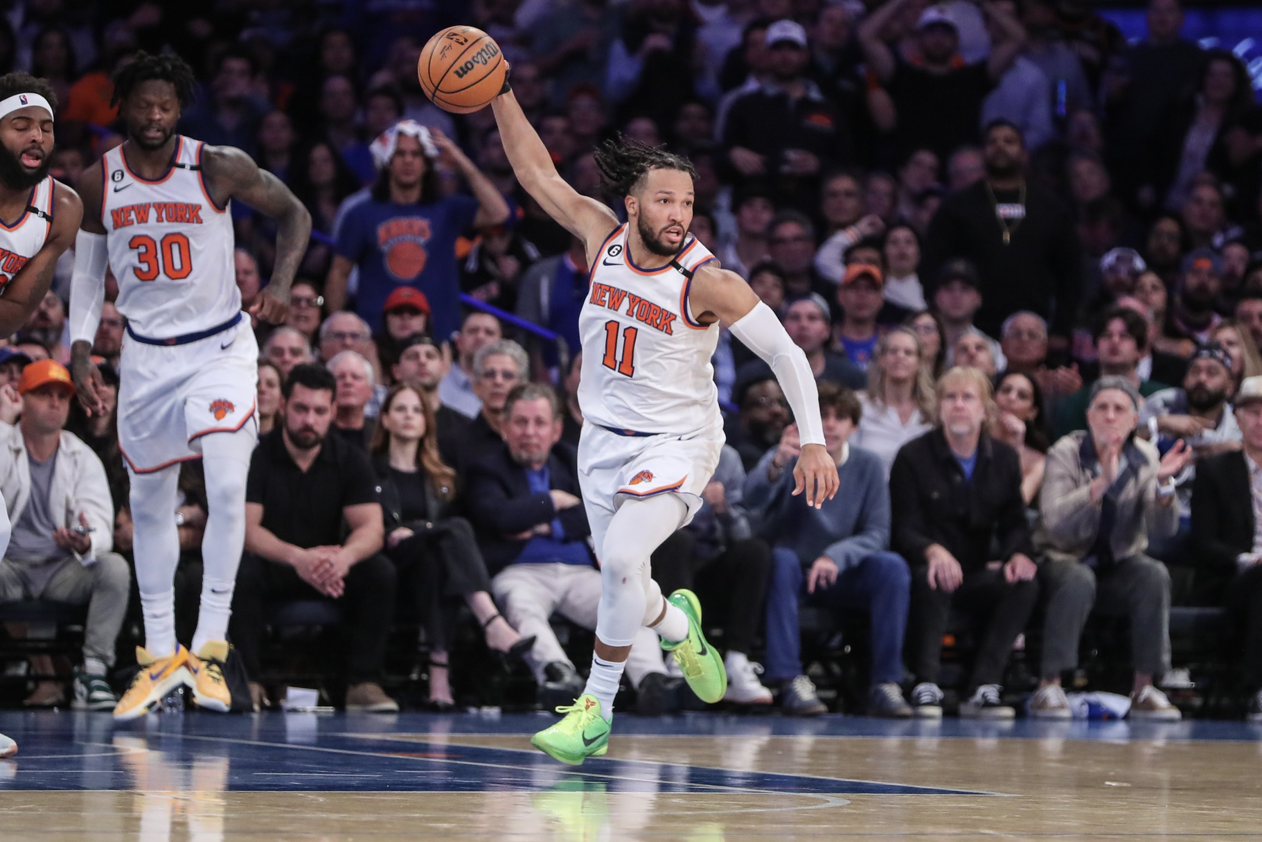 Postseason Runs For Knicks, Rangers Spur MSG Revenue Jump