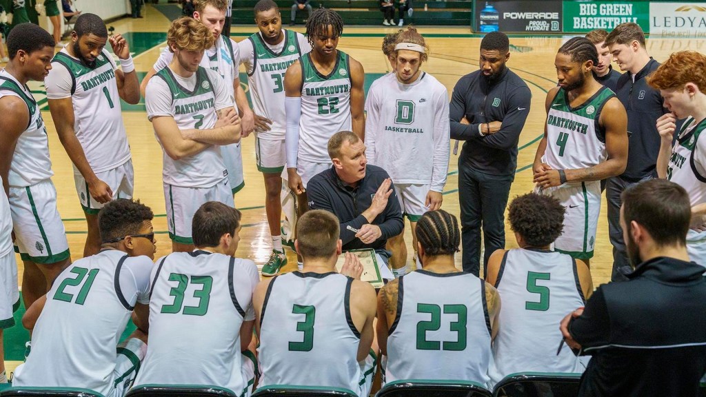 The Dartmouth men's basketball team is attempting to form a union.