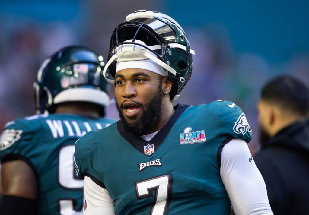 Philadelphia Eagles linebacker Haason Reddick (7) against the Kansas City Chiefs during Super Bowl LVII at State Farm Stadium.