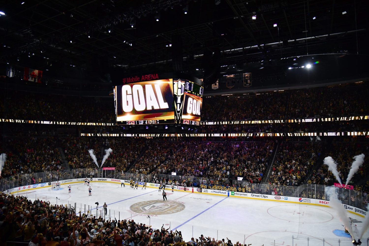 Redzone ESPN To Air RedZone-Style NHL Whiparound Show
