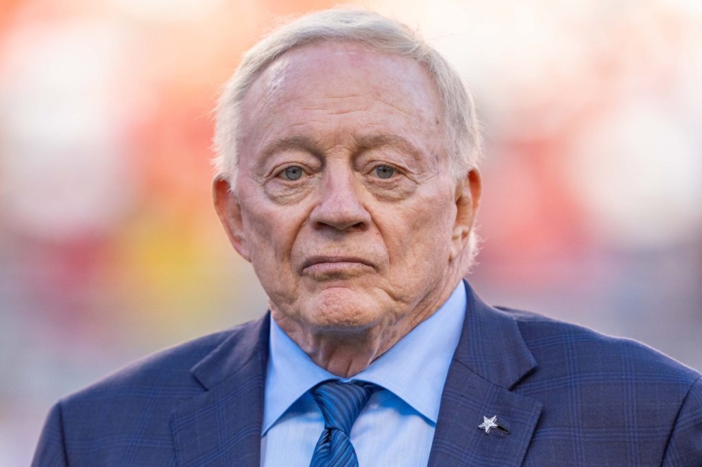 Dallas Cowboys owner Jerry Jones before the game against the San Francisco 49ers at Levi's Stadium.