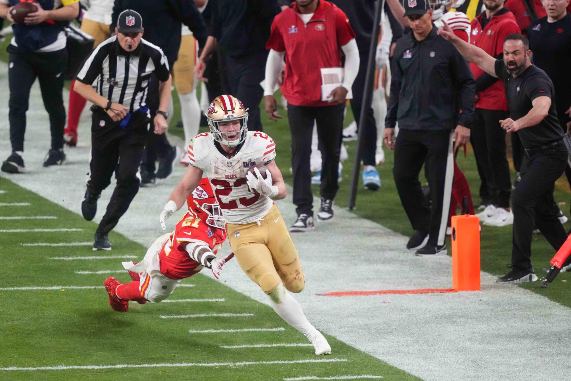 The 25 Highest-Paid NFL Running Backs