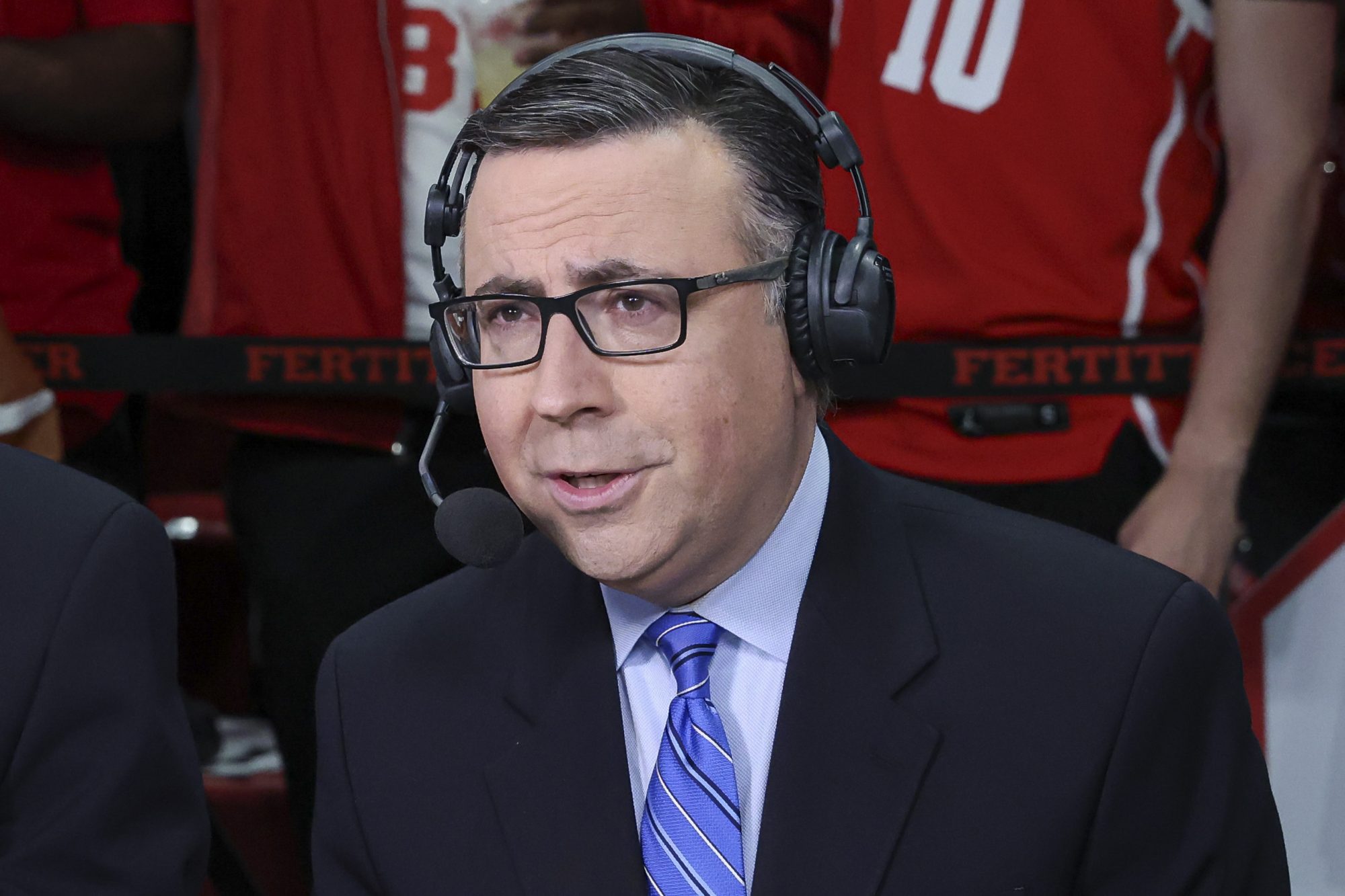 Tuned In Ian Eagle Is Ready To Get March Madness Started what-is-a-small-wrist-purse-called