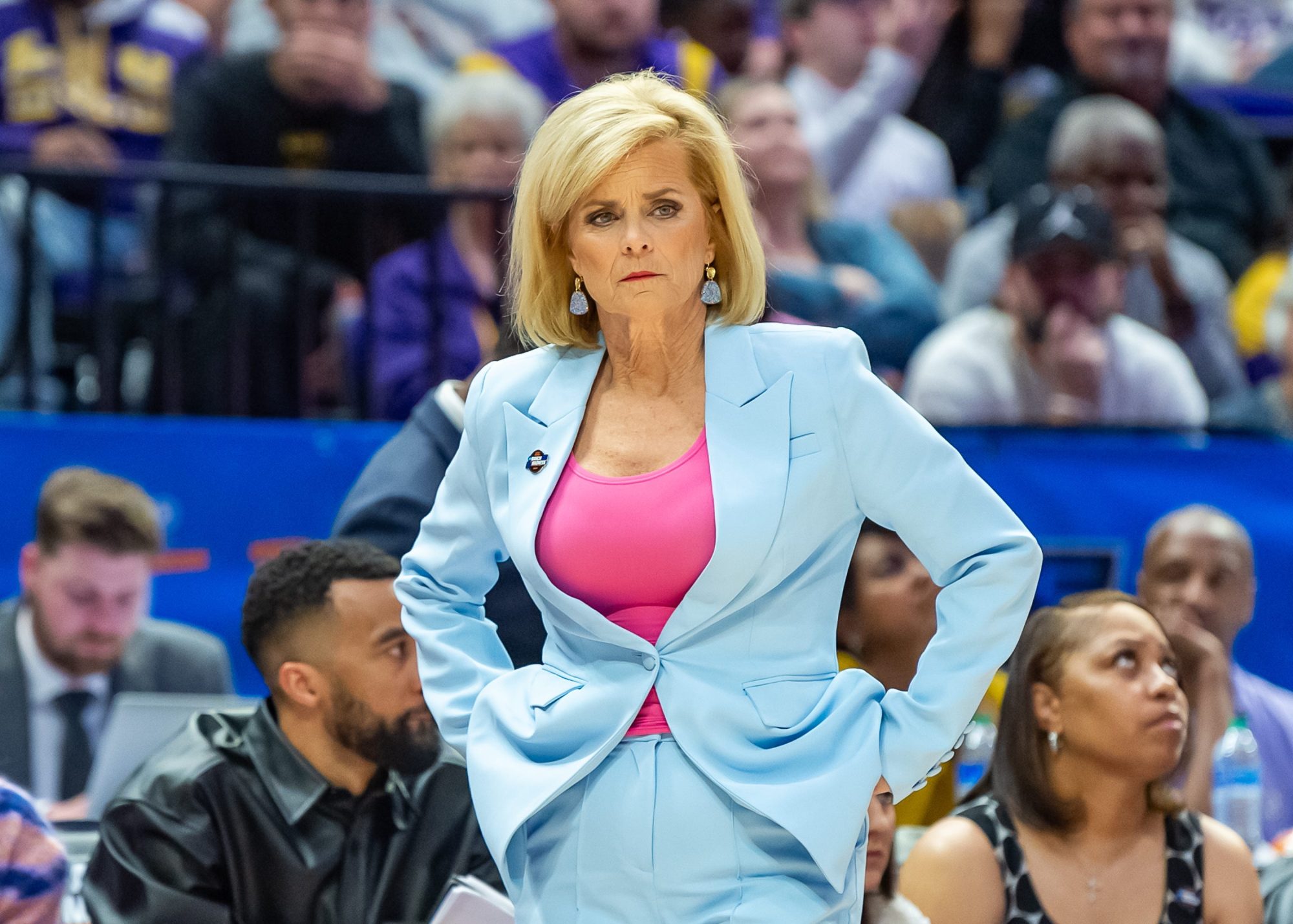 Kim Mulkey Finds Herself in Hole, Digs