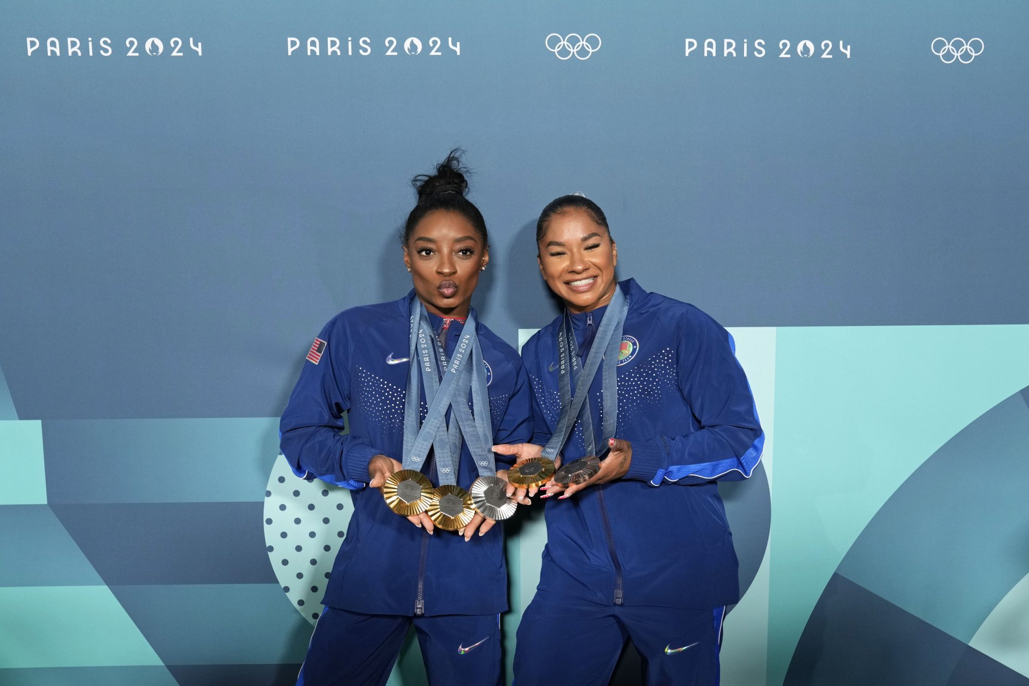 Jordan Chiles, Simone Biles