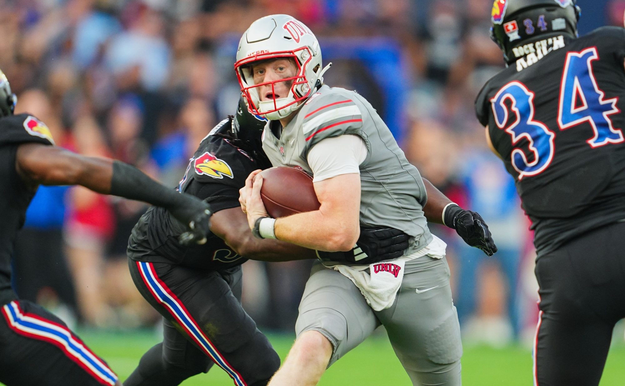 UNLV QB Redshirting Amid NIL Debacle
