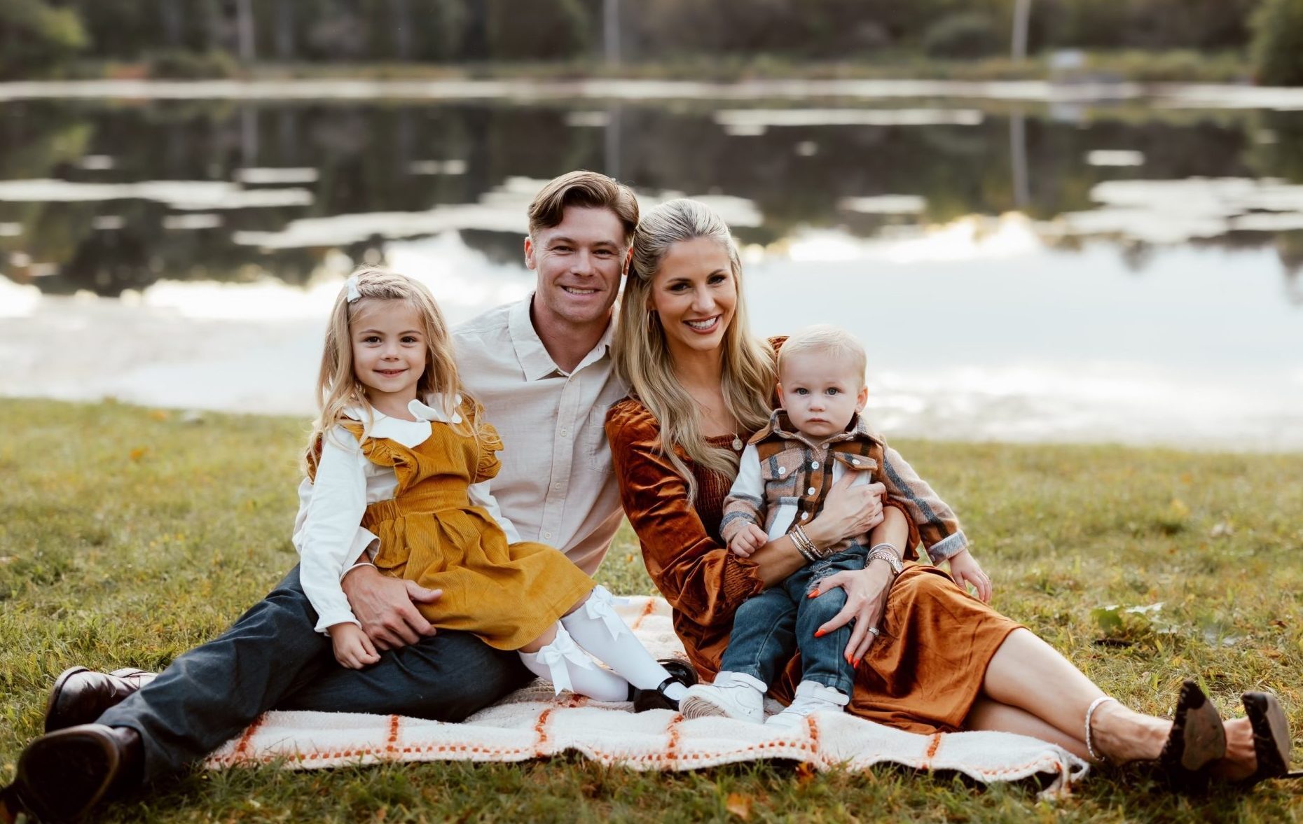 Nfl Rod Rutledge ESPN's Laura Rutledge on Juggling NFL, SEC, and Motherhood