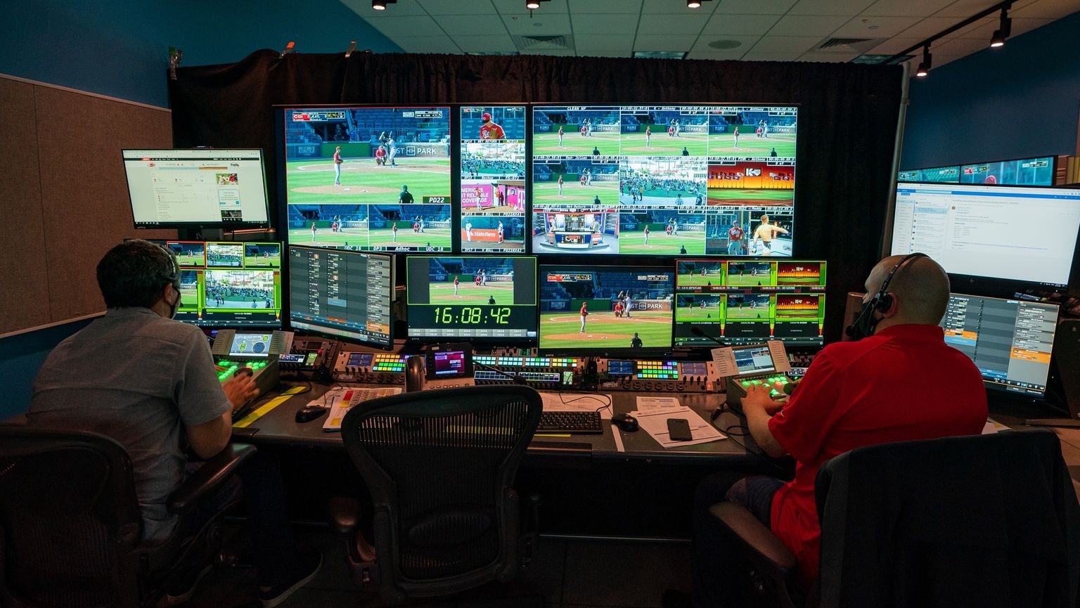 How the Pandemic Transformed Sports Media