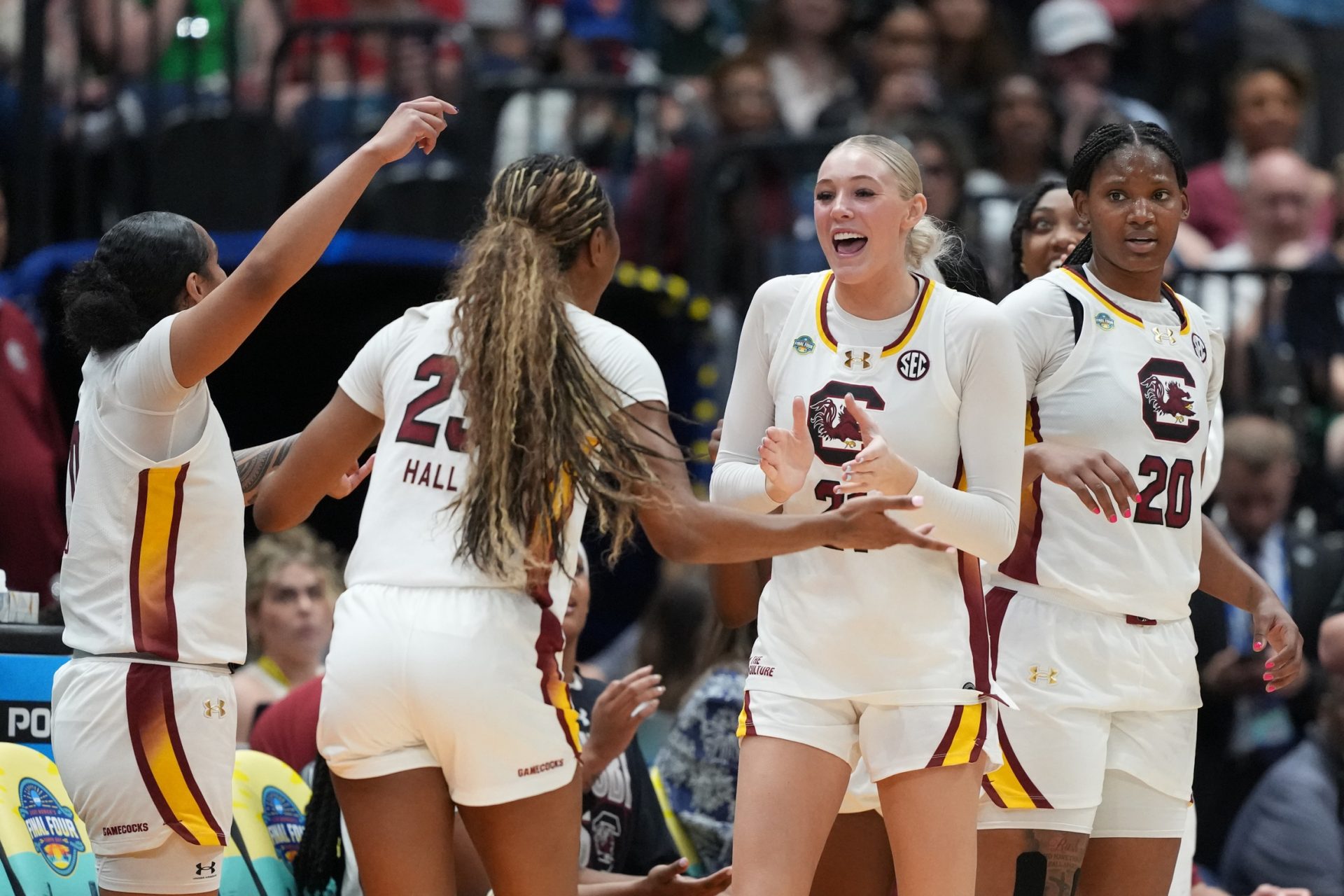 Apr 4, 2025; Tampa, FL, USA; South Carolina Gamecocks forward Chloe Kitts (21) reacts with teammates during the semifinal of the women's 2025 NCAA tournament against the Texas Longhorns at Amalie Arena.