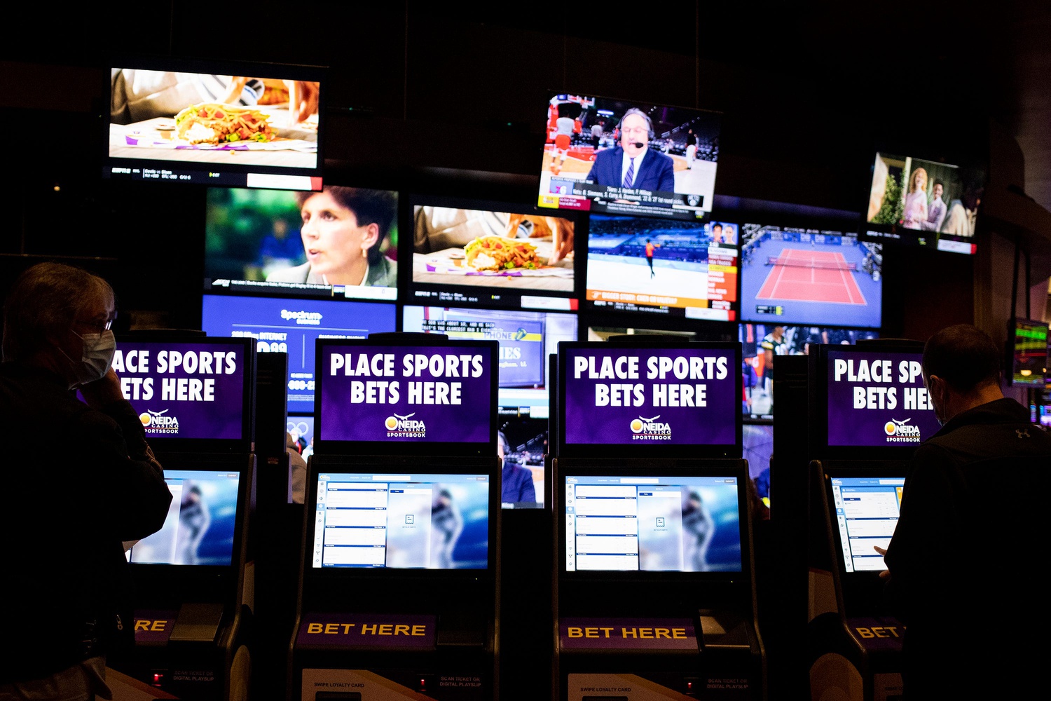 Oneida Sports Wagering Lounge 02102022 0014
