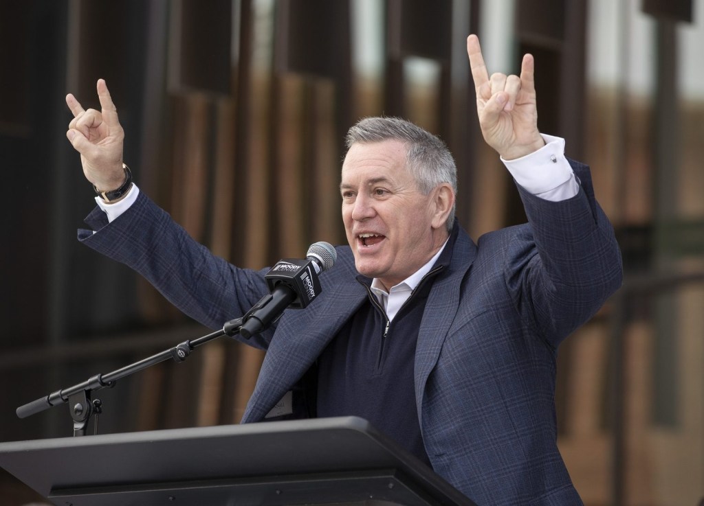 April 19, 2022; Austin, TX, USA; Tim Leiweke of the Oak View Group speaks at a ribbon cutting ceremony for the Moody Center, a multi-purpose arena that will be home to concerts and the UT basketball teams on Tuesday April 19, 2022.