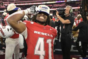 Dec 18, 2024; Inglewood, CA, USA; UNLV Rebels defensive back Rashod Tanner (41) celebrates after defeating the California Golden Bears in the LA Bowl at SoFi Stadium.